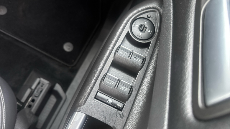 Ford Kuga 1.5 TDCi Titanium Edition 5dr 2WD Diesel Estate